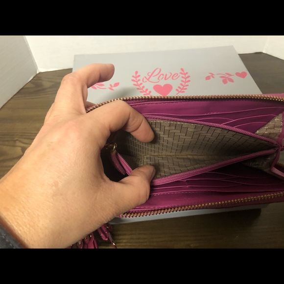 Cole Haan pink Patton Full zip wallet - Picture 11 of 15